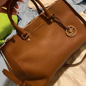 Excellent used condition Hope design